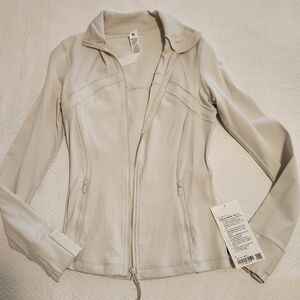 NWT Lululemon Define Jacket in Bone white 6